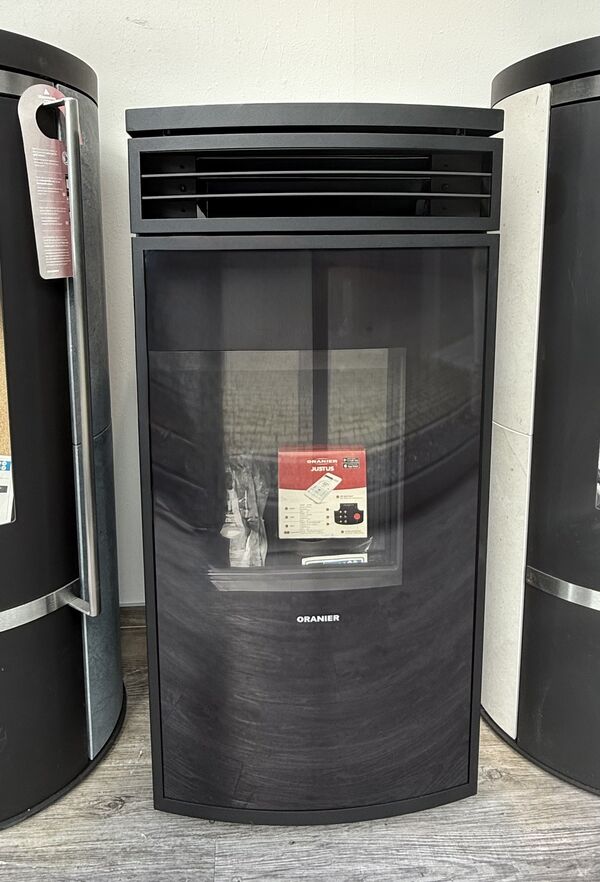 (31) Oranier Neta Stahl Schwarz Pelletofen.jpeg